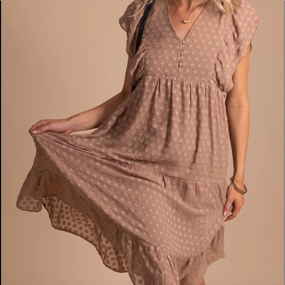 Flowy ruffle sleeve dress